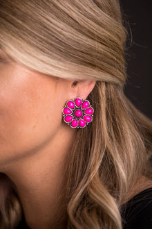  Burnished Silver and Pink Flower Stud Earring